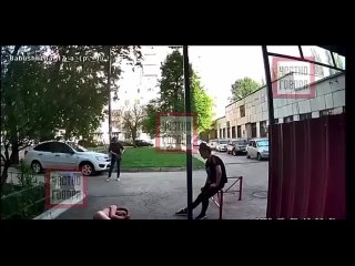 video в уфе голую женщину за волосы вытащили из квартиры и избили до полусмерти sex