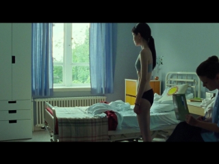 video эмили браунинг ханна мюррэй боже помоги девушке emily browning hannah murray god help the girl 2014 sex