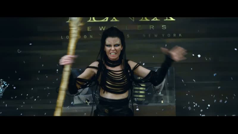 video элизабет бэнкс наоми скотт могучие рейнджеры elizabeth banks naomi scott power rangers 2017 sex