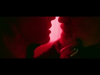 video александра даддарио птица в клетке заражение 2020 sex
