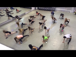 video танцевальное направление bootytwerk разминка sex