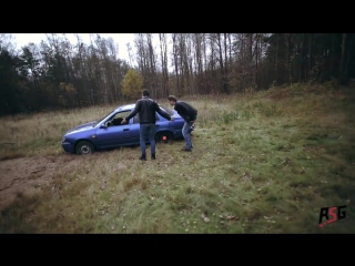 video ах интересное взрываем машину калашников vs nissan sunny sex