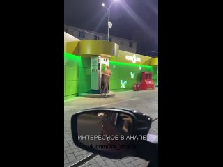 video стройная голая девушка на бензоколонки mp4 sex