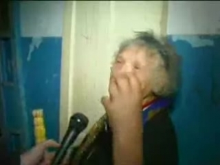 video прикольная бабка с матами 640x360р sex