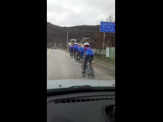 video 为了留住公司的股东们社长送出了自己最得意的美女秘书作为他们的内射玩物一个小穴插入两根鸡巴 mov 0074 mp4 sex