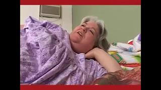 video толстая бабуля получила в очко sex