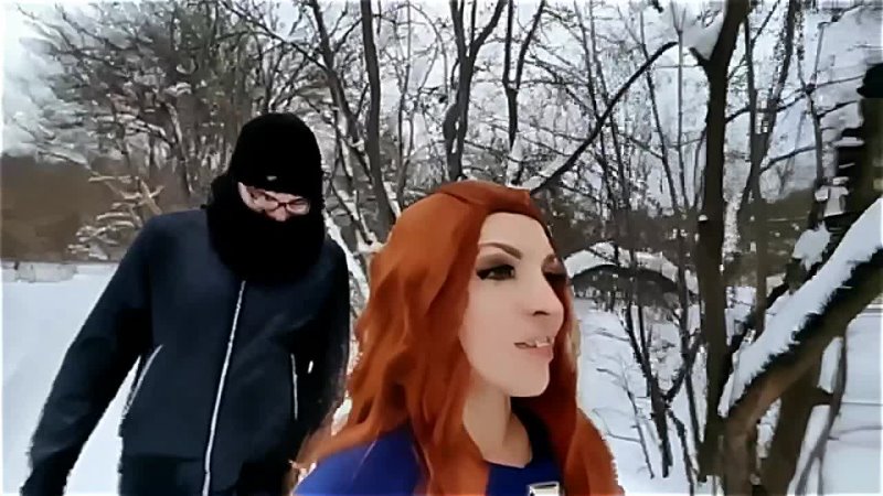 video она показала свою обнаженную грудь прохожему в зимнем парке и дразнила его член сочными губками sex