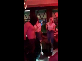 video мужской стриптиз для невесты в клубе sex