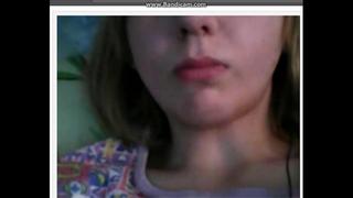 video спалилась в чате videochatru ometv omegle webcam sex