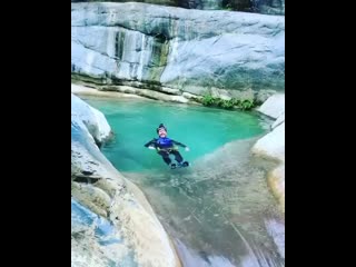 video развлечение на природных водных горках в мексике sex