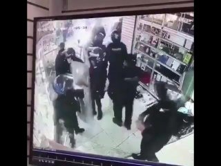 video иранская полиция во время уличных протестов sex