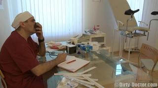 video marta на приёме у гинеколога извращенца порно секс русское домашнее врач медсестра sex