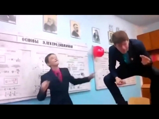 video школьные танцы рофлы и панчи sex
