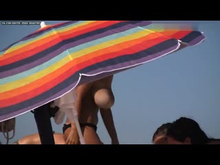 video huge tits topless beach sex