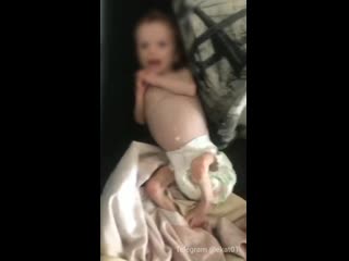 video жительница уральского города карпинска полгода держала в шкафу новорожденную дочь sex
