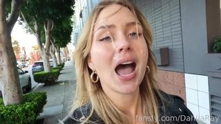 video ненасытная сперможуйка dahlia ray dahliaray блондинка вафлерша минетчица блонди минет отсос в авто большая жопа sex