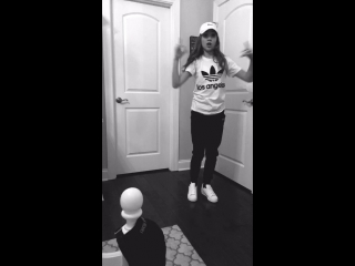 video видео от maddie and kenzie ziegler sex