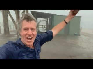 video мой батя празднует долгожанный дождь на своей ферме в новом южном уэльсе австралия дожди в австралии страны sex
