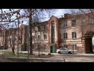 video в казани обманутый муж шваброй молодые любовника своей жены в казани заподозрил жену в измене и решил выяснить sex