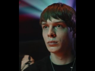 video узнал что его мама танцует стриптиз в клубе sex