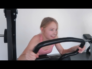 video видео от iza and elle cryssanthander eliz fan sex
