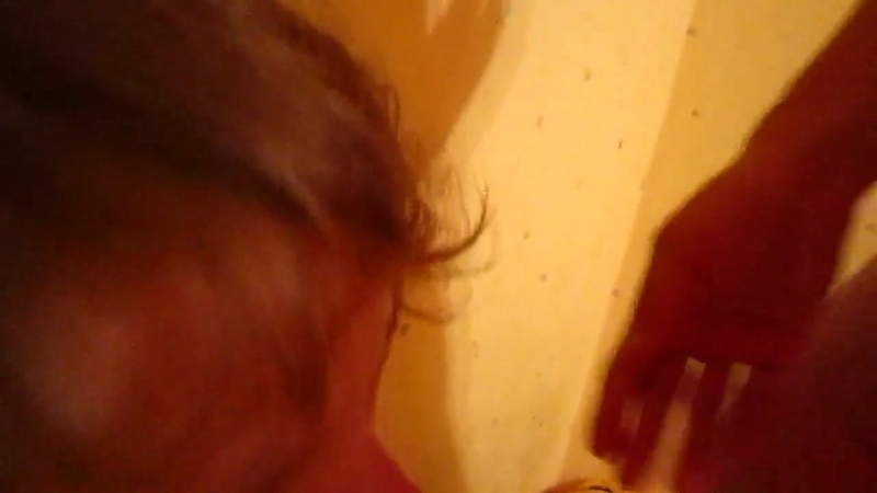 video парень из саратова трахнул в рот пьяную соседку за бутылку водки sex