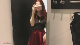 video милашка разделась после школы в примерочной sex