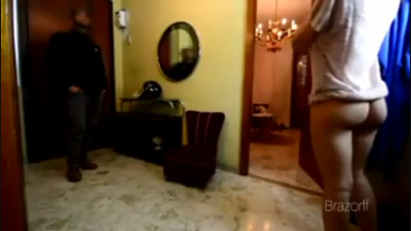 video разделась перед доставщиком пиццы измена мж секс на камеру sex