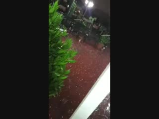 video на кувейт снова обрушились сильные дожди население получило предупреждение о угрозе наводнения кувейт sex