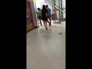 video китаец секс маньяк кончет на жопы азиаток публичное порно сперма конча на юбку штаны трусики в метро автобус sex