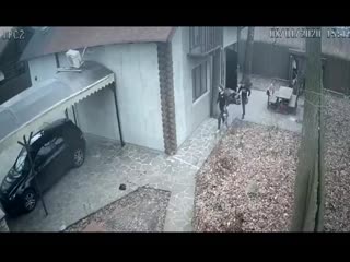 video сегодня появилось видео нападения 18 летнего молодые на свою тётю и младшего брата в городе вишневое под киевом 18 sex
