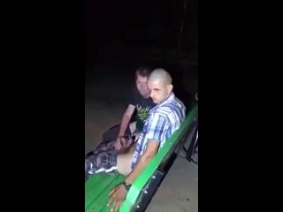 video украина мент спалил сосущих парней в парке ночью sex