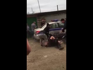 video вписка отмечаем выходные компания нажралась вяжет полиция алтай разборка достал ствол стреляй по ногам sex