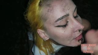 video повалялась в грязи и получила сперму forest whore wildly dirty walk public anal gape prolapse piss pee пролапс sex