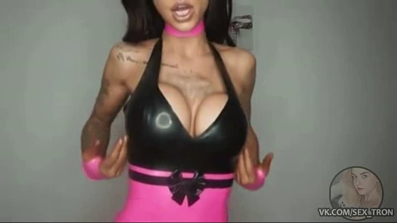 video великолепная девушка и ее безумное тело в латексном платье тайра кэдни самые горячиe девочки секс минет сиськи sex