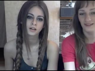 video сексуальные девушки раздеваются на камеру periscope sex