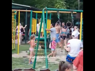 video русские отпиздили толпу наглых армян sex