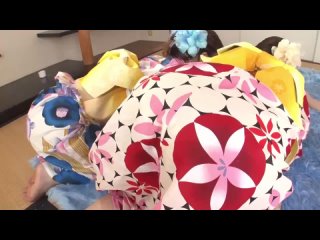 video тройничок сексуальный эстетический салон где клиент может пососать полностью эрегентный пенис пока его яички sex