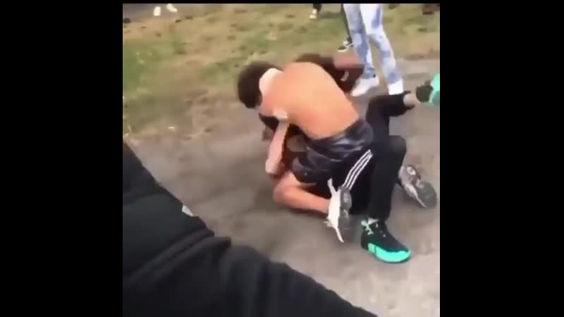 video любитель проходов в ноги sex