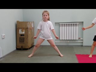 video 美臀人妻欲求不满不伦出轨疯狂干炮 mov 0022 000 mp4 sex
