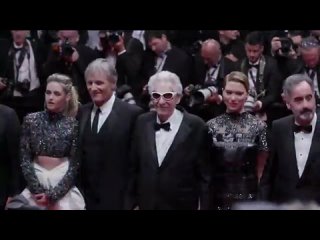 video каст дэвида кроненберга у кинотеатра grand théâtre lumière премьера преступлений будущего канны 23 05 22 sex