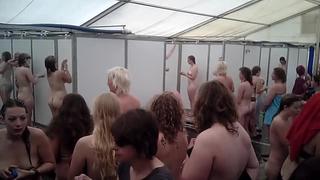 video общественная женская баня на донбассе скрытая камера в душевой много голых женщин частное домашнее любительское sex