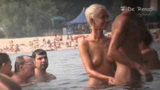 video нудистский пляж в крыму коктебель нудисты голые купаются сиськи много домашнее любительское русское порно sex