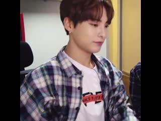 video how his facial expression changes sex