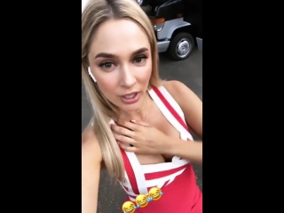 video наталья рудова хвастается и иронизирует над тем что у нее появились сиськи секси sex