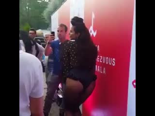 video настя каменских любит покрасоваться своей сочной задницей классная попка у насти sex