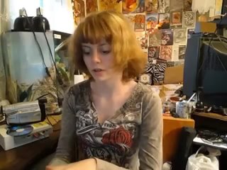 video анонимная девушка с канала brahkie снимает необычные ролики sex