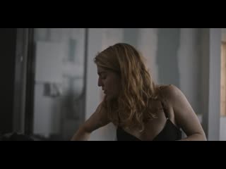 video шарлотта де брёйне натягивает черные колготки charlotte de bruyne puts on black pantyhose sex