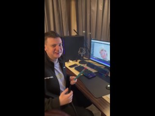 video стрим с моргенштерном за 1000000 mellstroy девушки со стримов sex