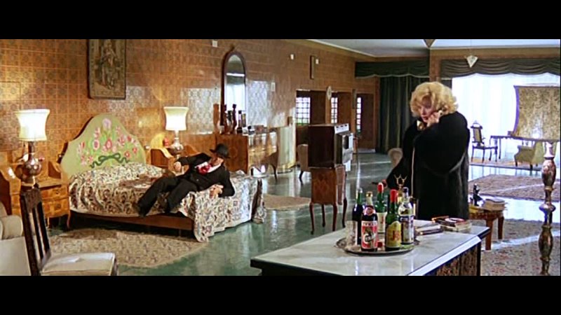 video эдвиж фенек в фильме таксистка комедияиталия1977 sex